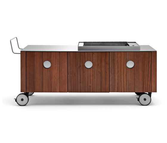 10th Roller Kitchen by Exteta | Compact outdoor kitchens
