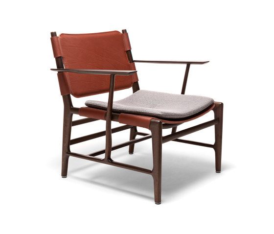 Levante Armchair | Chairs | Exteta