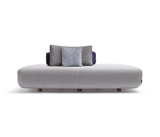 Levante Sofa | Canapés | Exteta