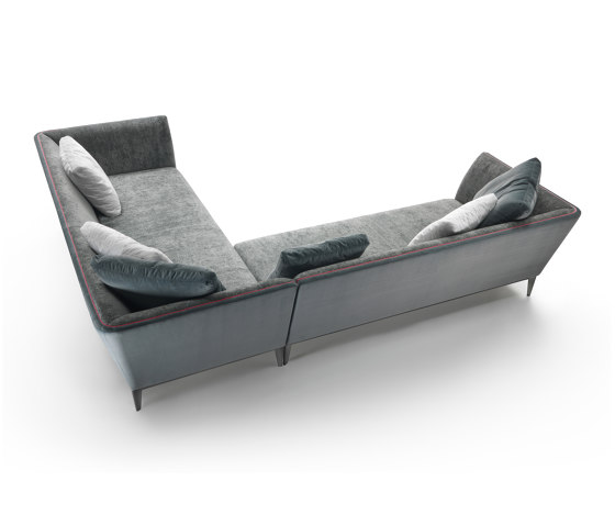 Mr. Wilde Sectional Sofa | Sofas | Flexform