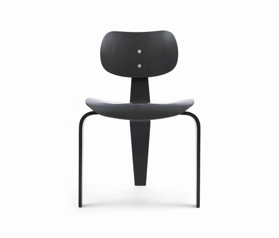 SE 42 3-Legged Chair | Chairs | Wilde + Spieth