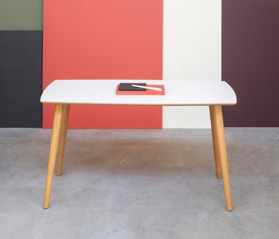 Table NOBLE 90x150cm | Mesas comedor | Radis Furniture