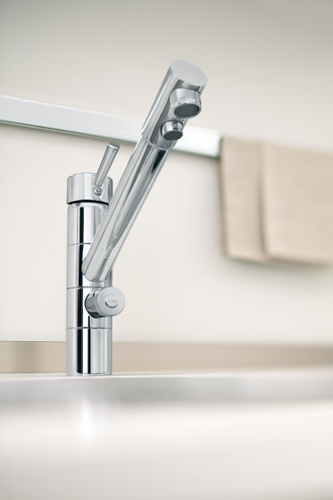 Idealaqua | Kitchen sink mixer Idealaqua series for
water treatment, with separated water
flows. | Küchenarmaturen | Quadrodesign
