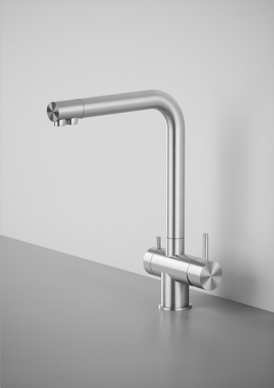 Idealaqua | Kitchen sink mixer Idealaqua series forwater treatment, with separated waterflows. | Robinetterie de cuisine | Quadrodesign