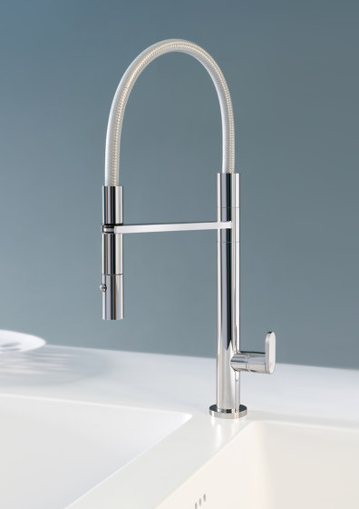 Kitchen Brass | Kitchen mixer with grey flexible hose, two-jets
chromed handshower. | Kitchen taps | Quadrodesign