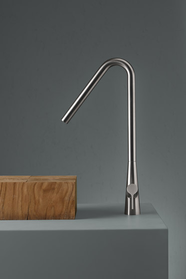 Kitchen Inox | Stainless steel AISI316L Kitchen sink mixer with swivelspout. | Robinetterie de cuisine | Quadrodesign