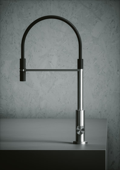Kitchen Inox | Stainless steel Kitchen sink mixer with swivel spout. | Robinetterie de cuisine | Quadrodesign