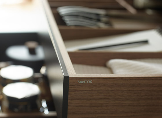 FINE Customisable drawers and bins | Küchenorganisation | Santos