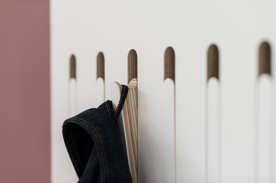 Time | clothing board | Coat racks | Georg Muehlmann