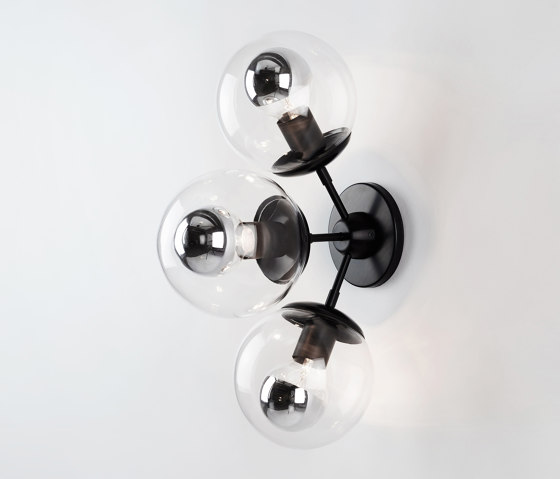 Modo Sconce - 3 Globes (Black/Clear) | Appliques murales | Roll & Hill
