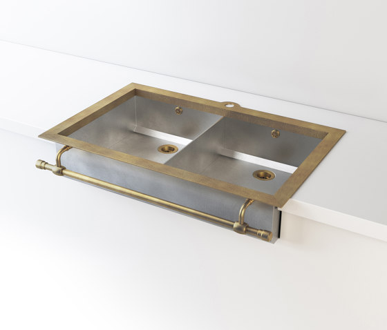 DOUBLE BOWL SATIN STAINLESS STEEL SEMI-RECESSED SINK
LVQ033 | Kitchen sinks | Officine Gullo