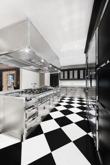 TAILOR MADE KITCHENS | STAINLESS STEEL & POLISHED CHROME KITCHEN | Fitted kitchens | Officine Gullo