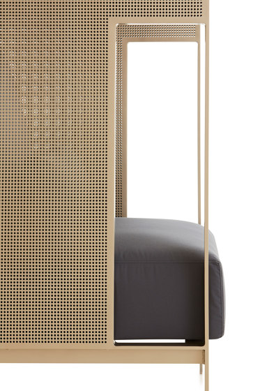 Solanas Lounge Chair | Armchairs | GANDIABLASCO