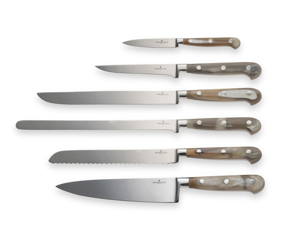 PROFESSIONAL KNIVES | SET WITH BLOND BUFFALO HORN HANDLES | Cutlery | Officine Gullo