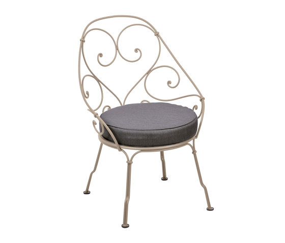 1900 | Cabriolet Armchair | Sillas | FERMOB