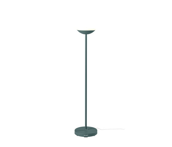 Mooon! | Lamp H.134 cm | Lámparas exteriores de pie | FERMOB