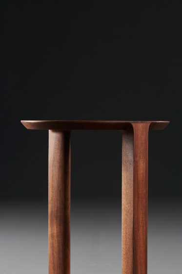 Boaz side table | Tables d'appoint | Artisan