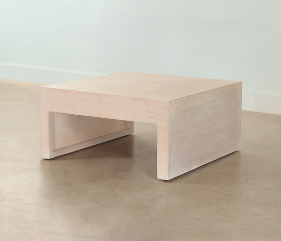 Zahavi Low Table | Mesas de centro | Pfeifer Studio