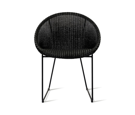 Joe dining chair black sled base | Sillas | Vincent Sheppard