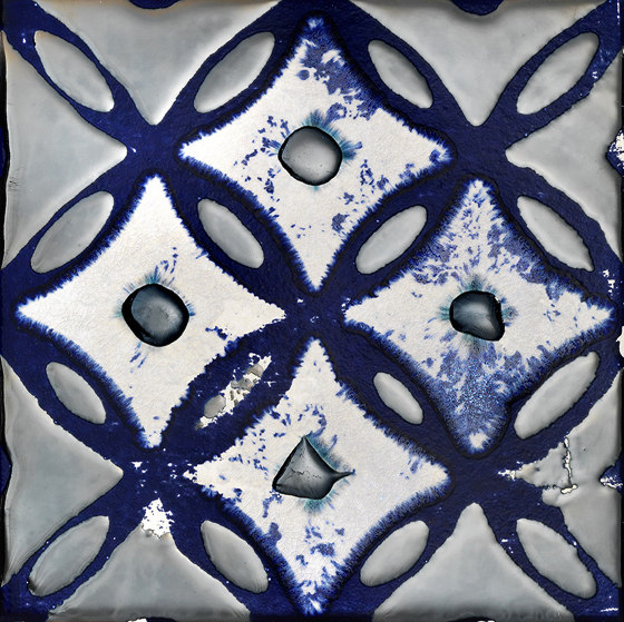 Flora Tiles | Clover Blue Spring | Keramik Fliesen | Devon&Devon