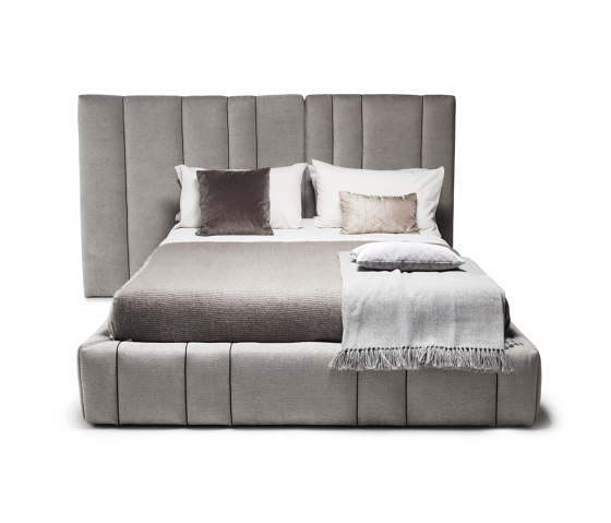 5050 Italo Bed | Beds | Vibieffe