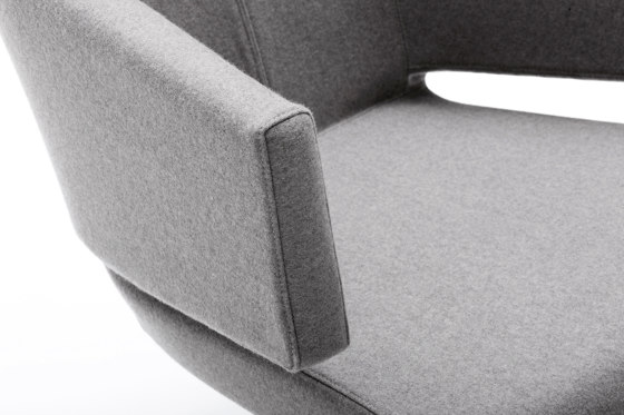 Lotus Chair | Chairs | Bensen