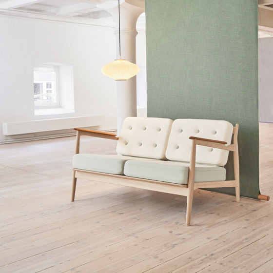 Model 107 - 2-seater with buttons | Canapés | Magnus Olesen