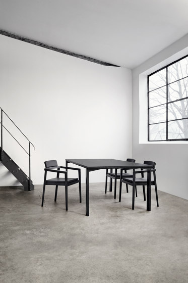 Session table | Dining tables | Magnus Olesen