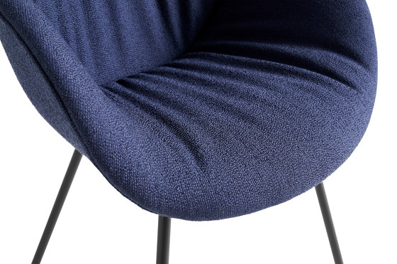 About A Chair AAC127 Soft | Chaises | HAY