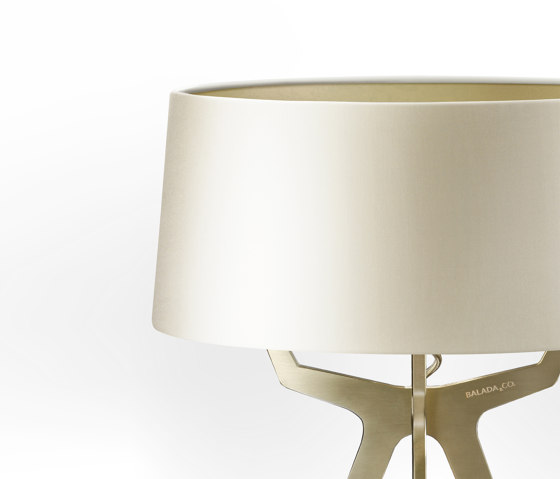 No. 35 Table Lamp Shiny-Matt Collection - Silky Cream - Brass | Lampade tavolo | BALADA & CO.
