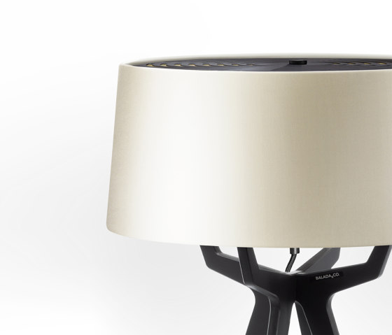 No. 35 Table Lamp Shiny-Matt Collection - Silky Cream - Fenix NTM® | Luminaires de table | BALADA & CO.