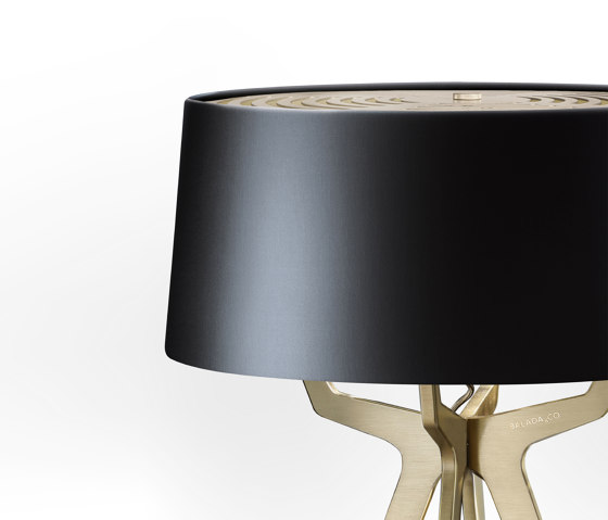 No. 35 Table Lamp Shiny-Matt Collection - Shiny Black - Brass | Lámparas de sobremesa | BALADA & CO.