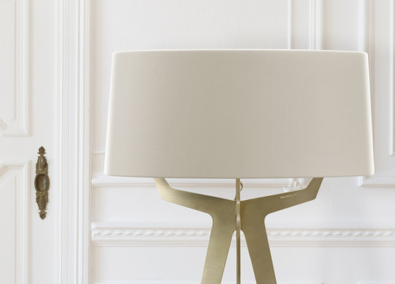 No. 35 Floor Lamp Matt Collection - Light Taupe - Brass | Luminaires sur pied | BALADA & CO.