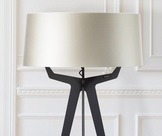 No. 35 Floor Lamp Shiny-Matt Collection - Silky Cream - Fenix NTM® | Luminaires sur pied | BALADA & CO.