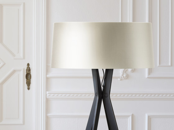 No. 43 Floor Lamp Shiny-Matt Collection - Silky Cream - Fenix NTM® | Standleuchten | BALADA & CO.