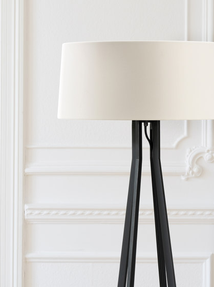 No. 47 Floor Lamp Matt Collection - Off White - Fenix NTM® | Lampade piantana | BALADA & CO.