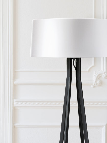 No. 47 Floor Lamp Shiny Matt- Shiny White - Fenix NTM® | Lámparas de pie | BALADA & CO.