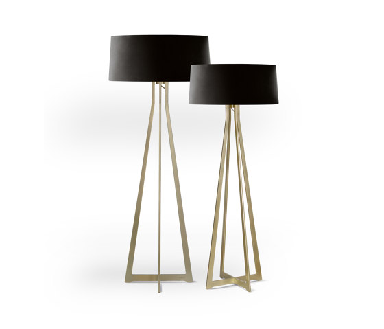 No. 47 Floor Lamp Velvet Collection - Nero - Brass | Lámparas de pie | BALADA & CO.