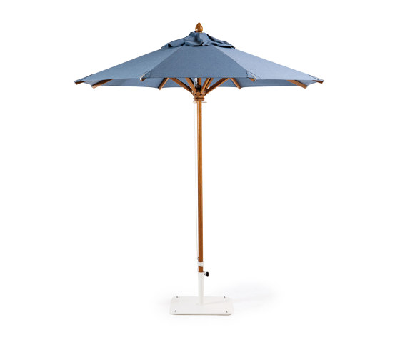 Classic Umbrella with pole in solid oak | Parasoles | Ethimo