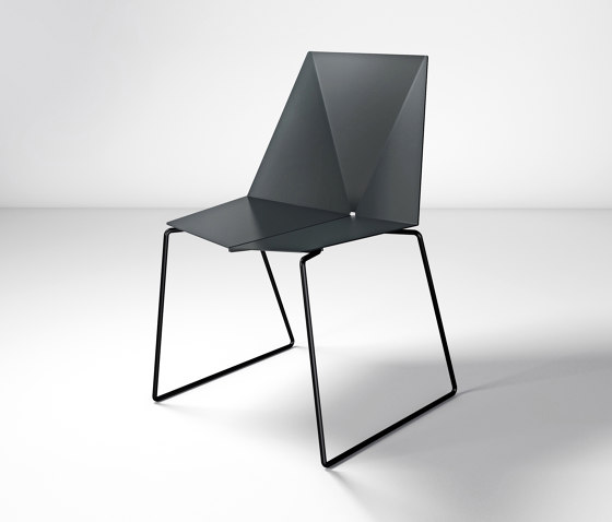 EM Chair | Sillas | OXIT design