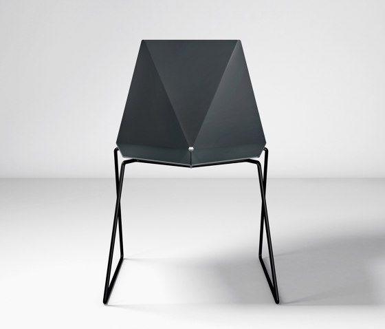 EM Chair | Chairs | OXIT design