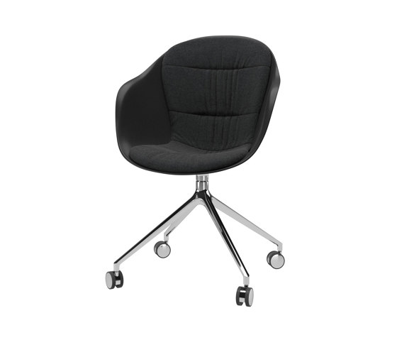 Adelaide Chair D134 | Chairs | BoConcept