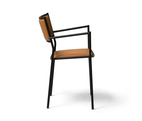 Jig Armchair | Stühle | Massproductions
