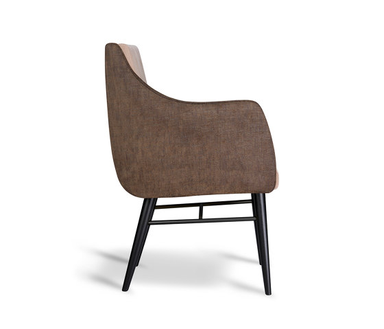 Magenta Armchair | Sillas | ALMA Design