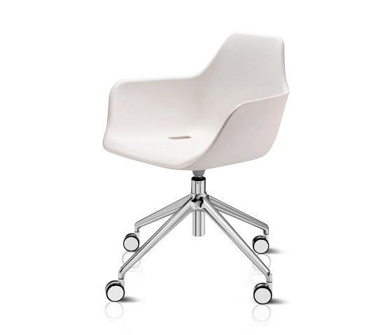 Y Armchair | Chairs | ALMA Design