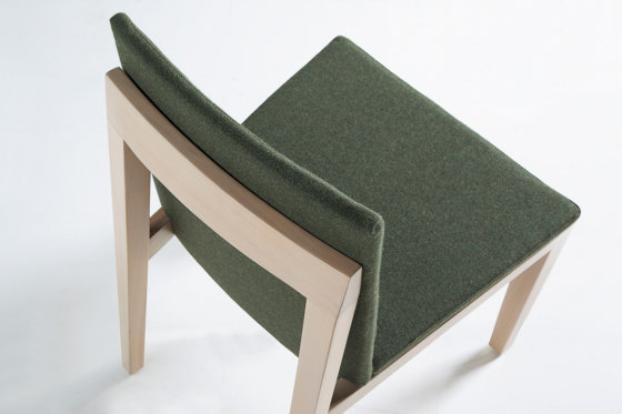 Bergen Chair | Chaises | Ascensión Latorre