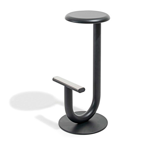 Strong | barstool H80 | Bar stools | Desalto