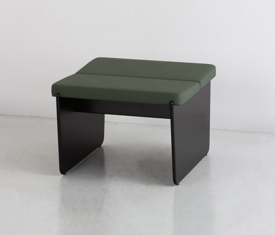 SLED I bench | Pouf | By interiors inc.