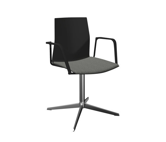 FourCast®2 Evo upholstery armchair | Sillas | Ocee & Four Design