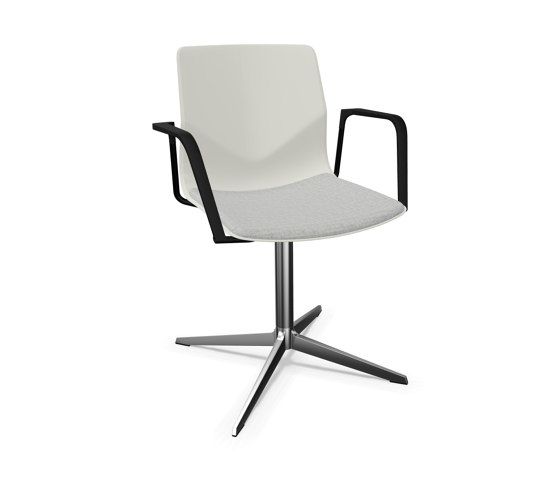 FourSure® 99 upholstery armchair | Sillas | Ocee & Four Design